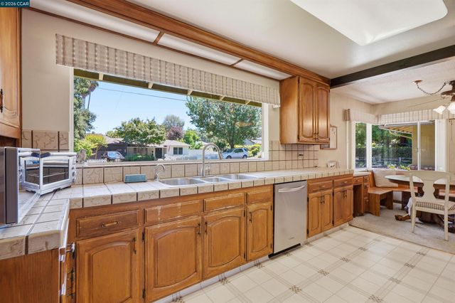 306 W Prospect Ave., Danville, CA 94526