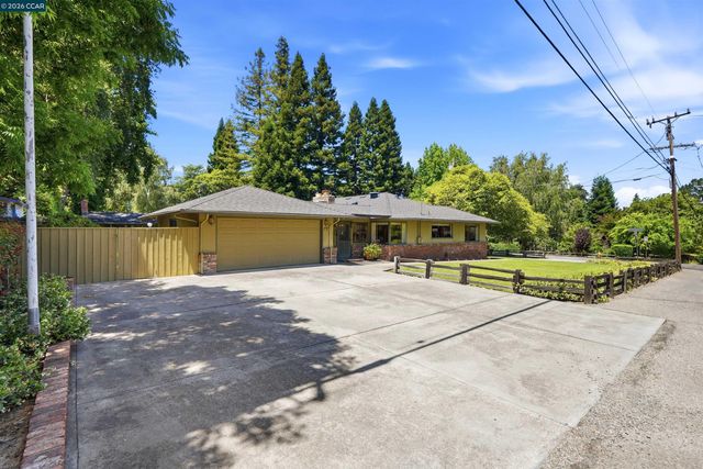 306 W Prospect Ave., Danville, CA 94526