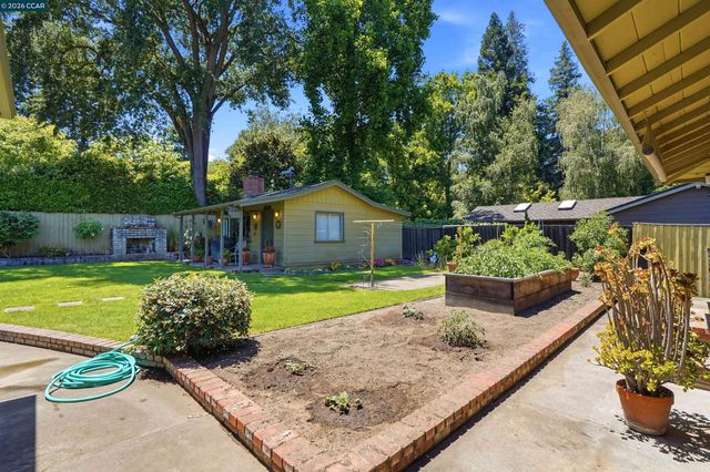306 W Prospect Ave., Danville, CA 94526