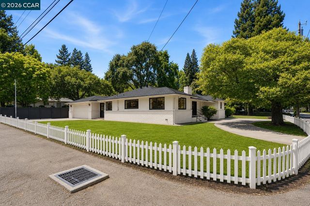 306 W Prospect Ave., Danville, CA 94526