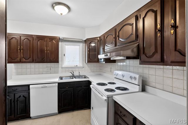 808 Bella Lane, St Louis, MO 63137