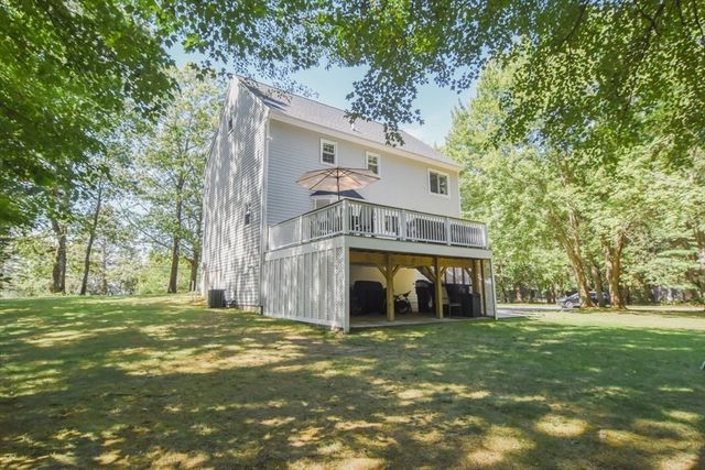 163 Old Ferry Dr, Methuen, MA 01844