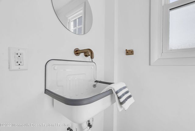 29 Monroe Street, West Long Branch, NJ 07764