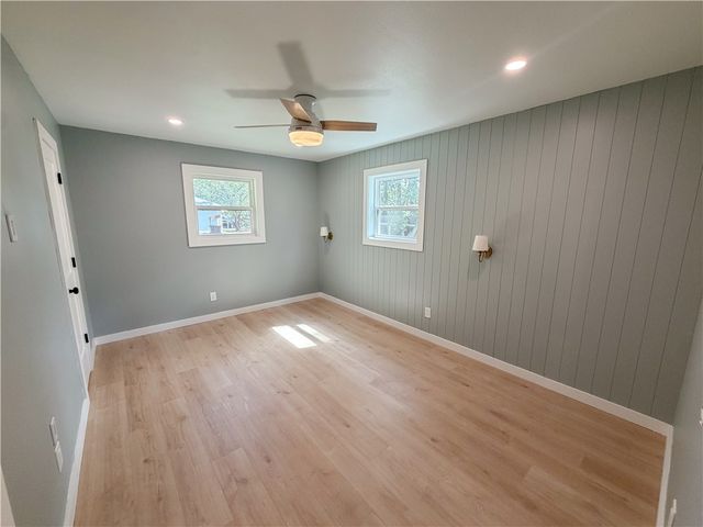 5811 S Primrose Road, Lowell, AR 72745