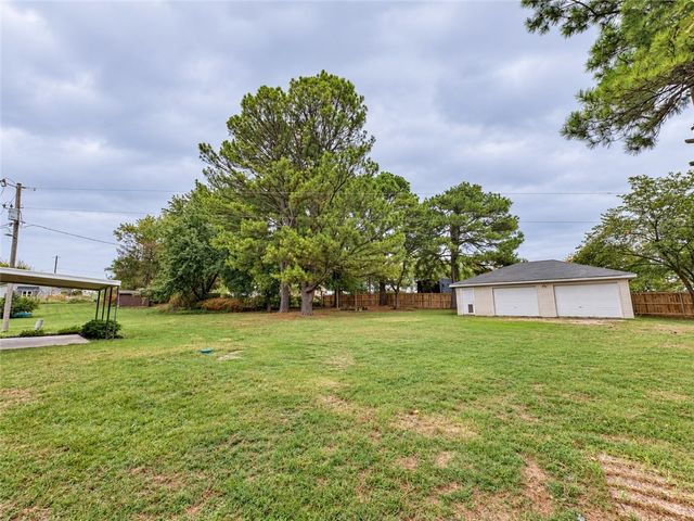 5811 S Primrose Road, Lowell, AR 72745