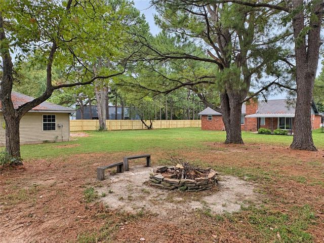 5811 S Primrose Road, Lowell, AR 72745