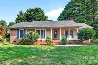 1101 Lightwood Drive, Matthews, NC 28105