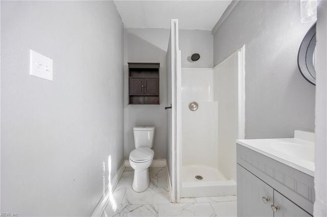 406 Lee ST, Hampton, VA 23669