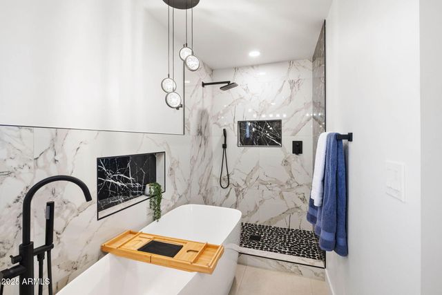 3822 N NAVAJO Drive, Prescott Valley, AZ 86314