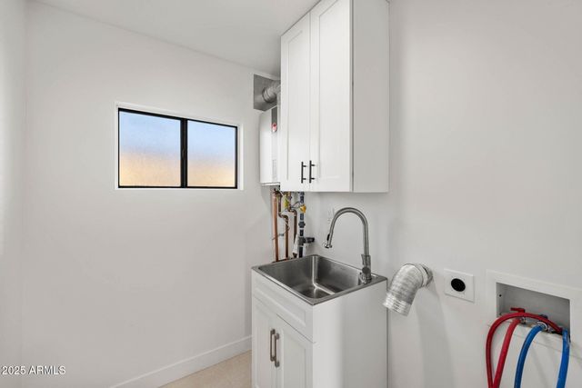 3822 N NAVAJO Drive, Prescott Valley, AZ 86314