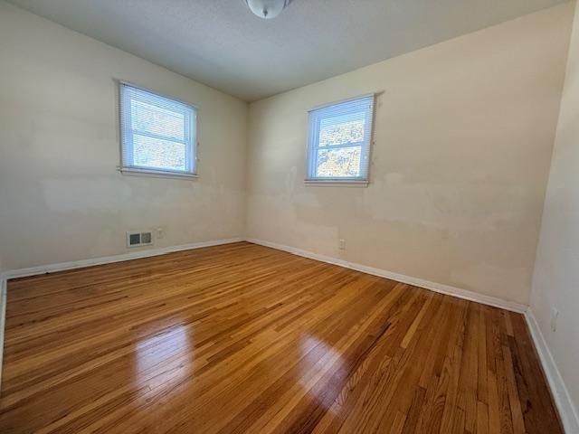 6436 Indiana Avenue N, Brooklyn Center, MN 55429