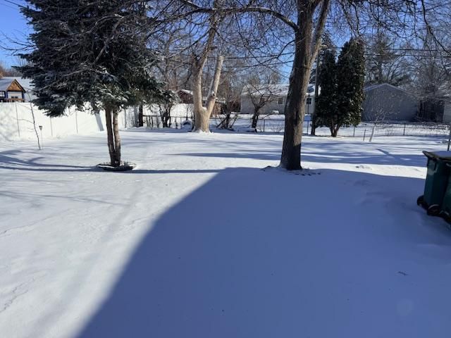 6436 Indiana Avenue N, Brooklyn Center, MN 55429