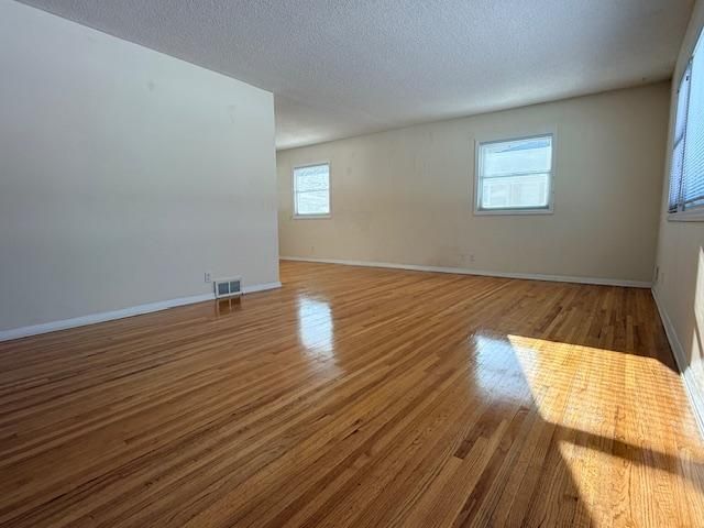 6436 Indiana Avenue N, Brooklyn Center, MN 55429