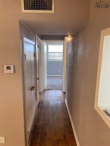 4300 BARNETT DRIVE, Wichita Falls, TX 76308