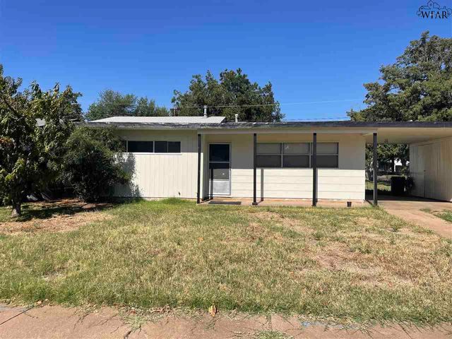 4300 BARNETT DRIVE, Wichita Falls, TX 76308