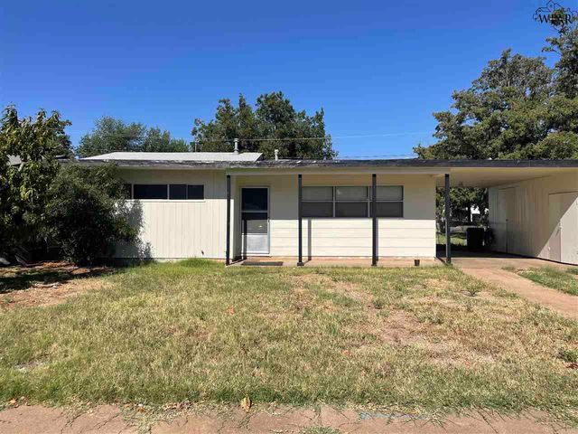 4300 BARNETT DRIVE, Wichita Falls, TX 76308