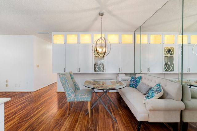 3331 Valley Road C, Boynton Beach, FL 33435