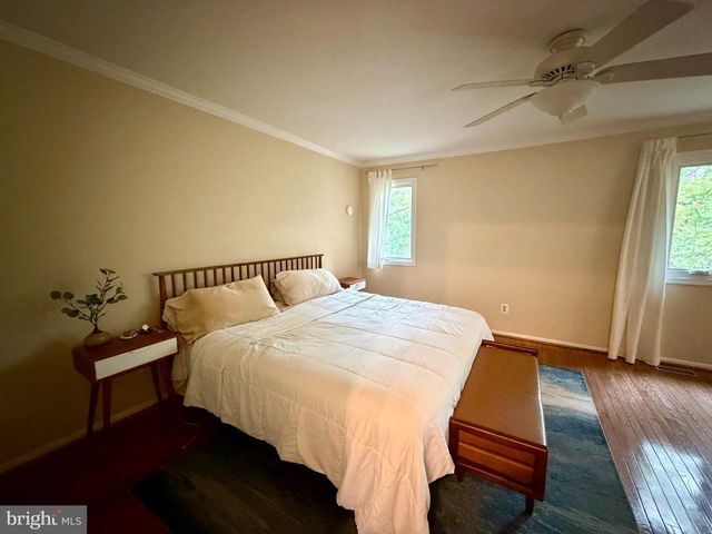 56 TREATY DR, Chesterbrook, PA 19087
