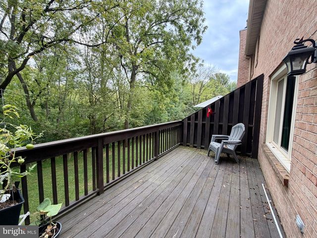 56 TREATY DR, Chesterbrook, PA 19087