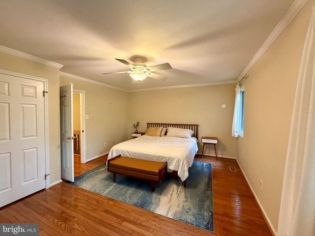 56 TREATY DR, Chesterbrook, PA 19087