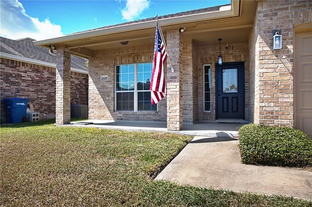 2529 Wind Rose Dr, Corpus Christi, TX 78414