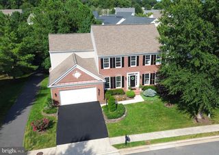 8164 AMERICAN HOLLY RD, Lorton, VA 22079