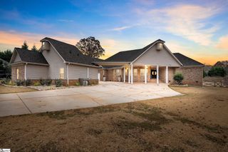 307 Forked Oak Way, Fountain Inn, SC 29644