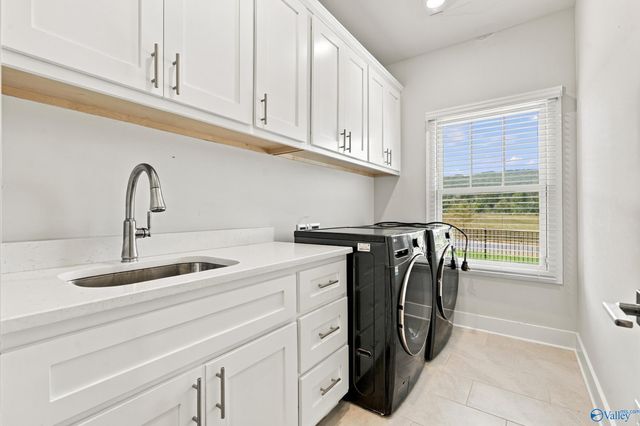 151 Bridgestone Drive NE, Huntsville, AL 35811