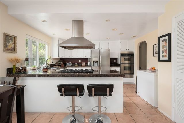21422 Via Floresta, Lake Forest, CA 92630