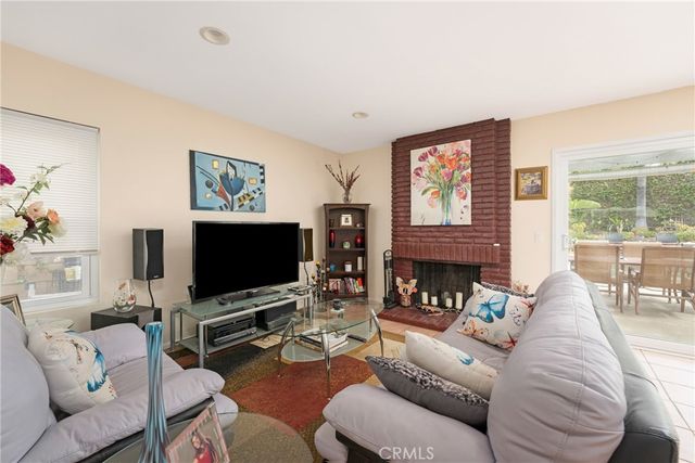 21422 Via Floresta, Lake Forest, CA 92630