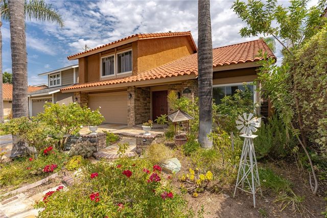 21422 Via Floresta, Lake Forest, CA 92630