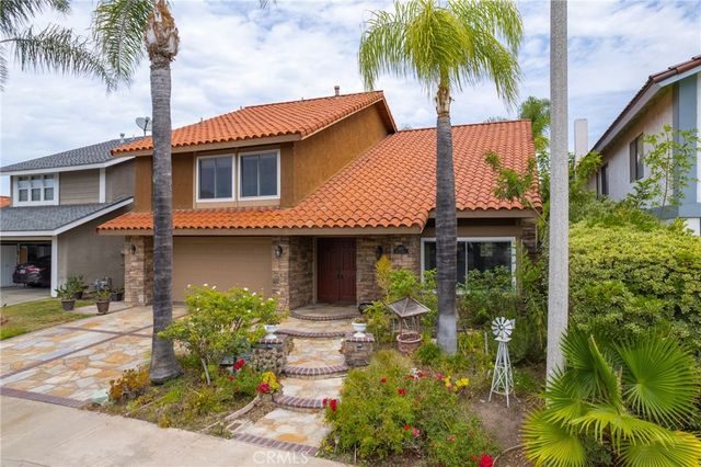 21422 Via Floresta, Lake Forest, CA 92630