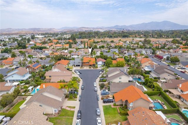 21422 Via Floresta, Lake Forest, CA 92630