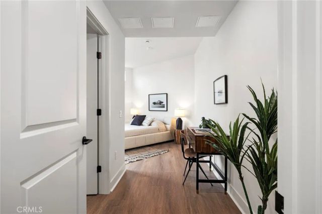 414 Main St 300, Huntington Beach, CA 92648