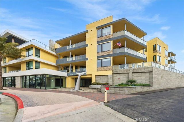 414 Main St 300, Huntington Beach, CA 92648