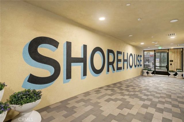 414 Main St 300, Huntington Beach, CA 92648