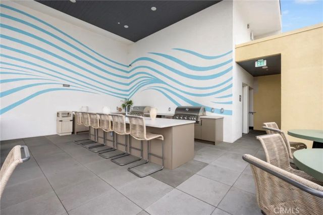 414 Main St 300, Huntington Beach, CA 92648