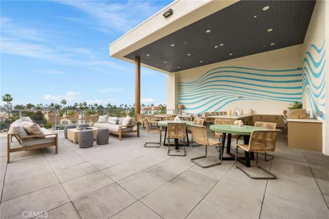 414 Main St 300, Huntington Beach, CA 92648