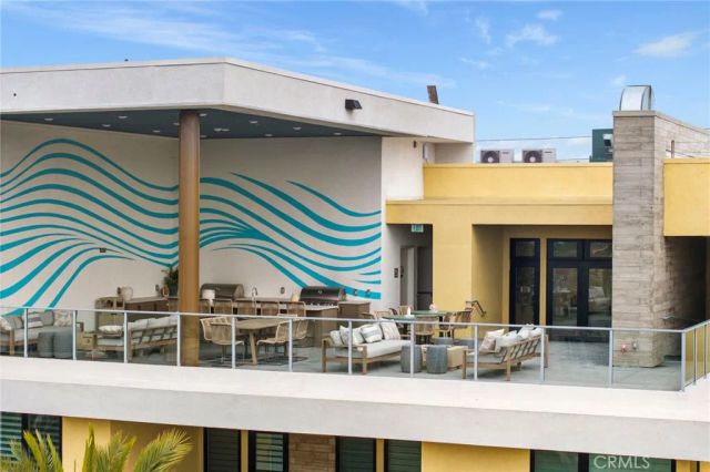 414 Main St 300, Huntington Beach, CA 92648