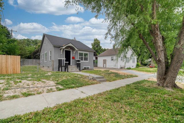 515 S 16th Ave, Caldwell, ID 83605