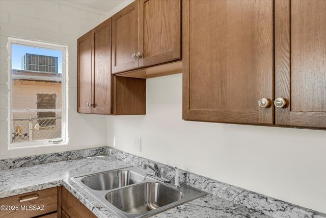 3012 E Proctor Vista, Tucson, AZ 85713