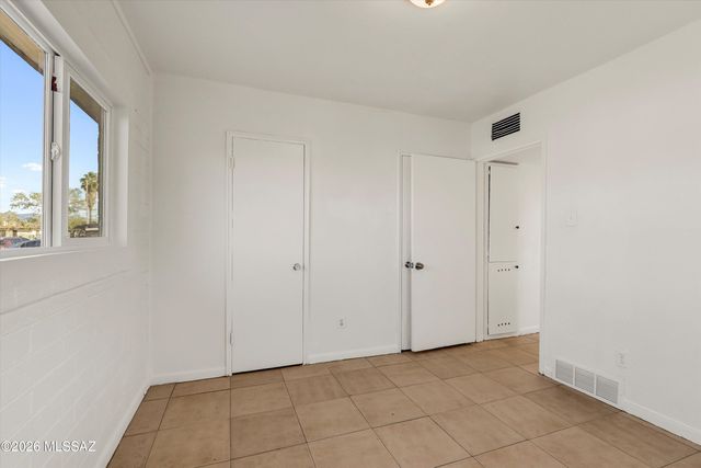 3012 E Proctor Vista, Tucson, AZ 85713