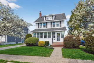 182 Rowland Place, Woodbridge Proper, NJ 07095