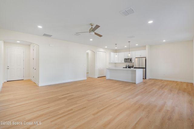 360 Warwick Street SE, Palm Bay, FL 32909