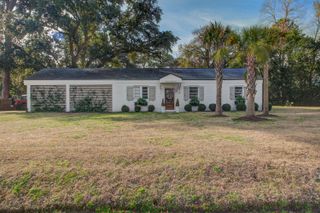 1435 N Edgewater Drive, Charleston, SC 29407