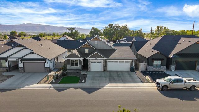 795 Spur Cross Way, Grand Junction, CO 81505