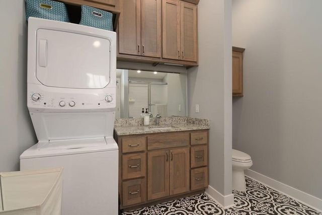 10565 W State Highway 76, Cape Fair, MO 65624