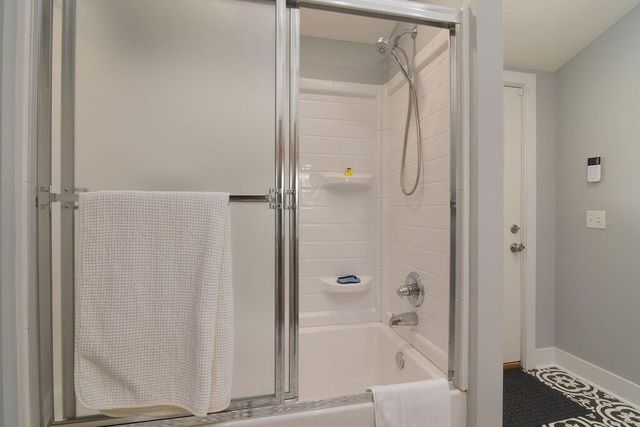 10565 W State Highway 76, Cape Fair, MO 65624