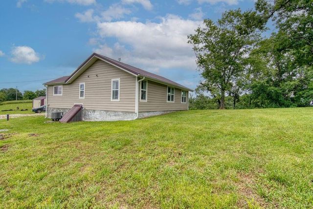 10565 W State Highway 76, Cape Fair, MO 65624