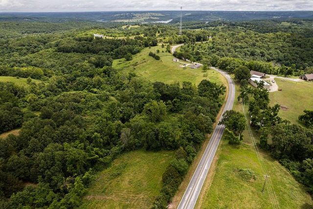 10565 W State Highway 76, Cape Fair, MO 65624